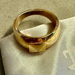 Twigs Gold Ring with Square Detail